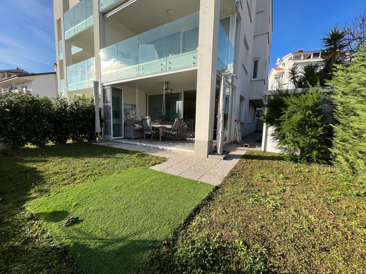 Ičići Apartment Lui With Rooftop Swimming Pool מראה חיצוני תמונה